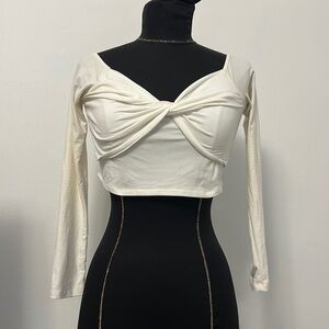Blue Blush White Long Sleeve Size M